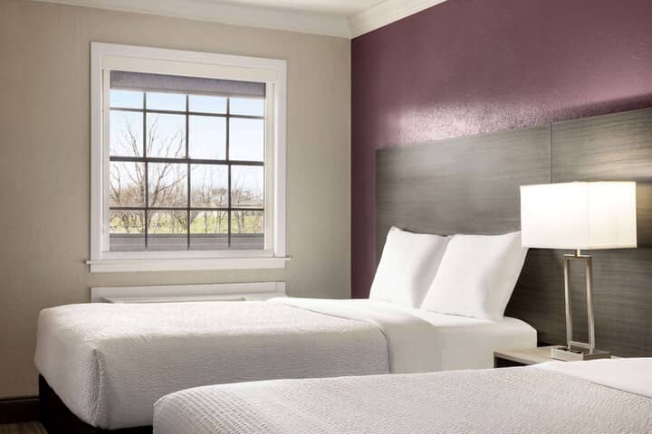 Room 19 of 39